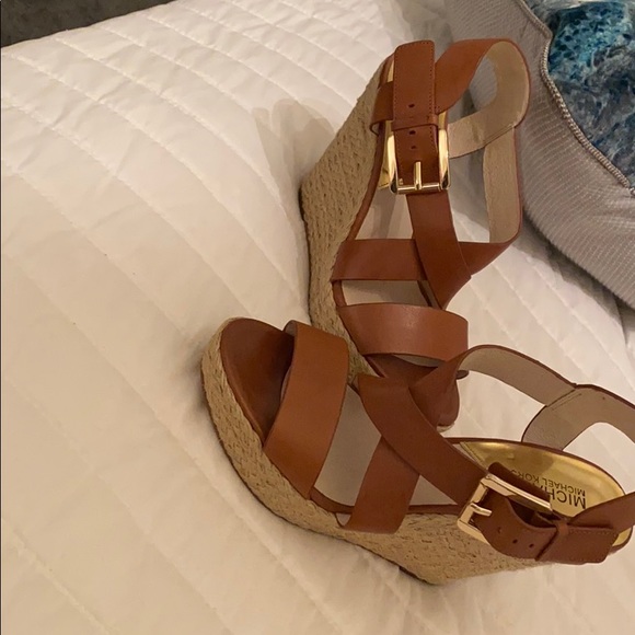 Michael Kors wedges - Picture 1 of 1